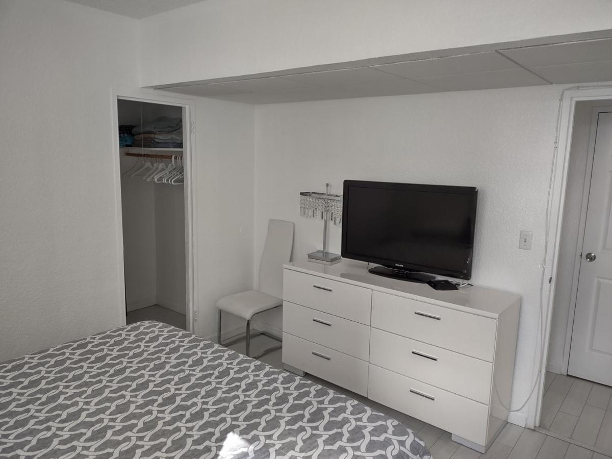 Tides Apt On Hollywood Beach Exterior photo