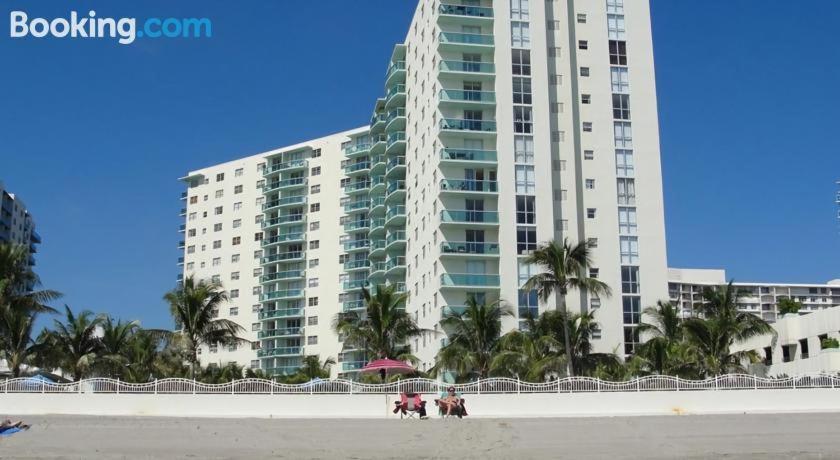 Tides Apt On Hollywood Beach Exterior photo